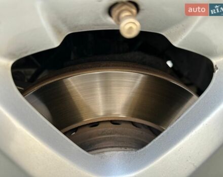 Черный Лексус РХ, объемом двигателя 3.46 л и пробегом 178 тыс. км за 12900 $, фото 41 на Automoto.ua