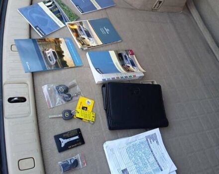 Черный Лексус РХ, объемом двигателя 3.46 л и пробегом 372 тыс. км за 10800 $, фото 4 на Automoto.ua