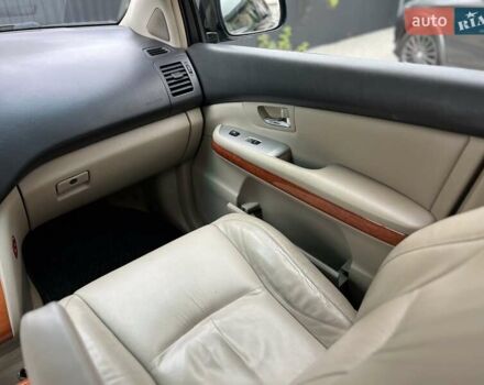 Черный Лексус РХ, объемом двигателя 3.3 л и пробегом 172 тыс. км за 12500 $, фото 30 на Automoto.ua