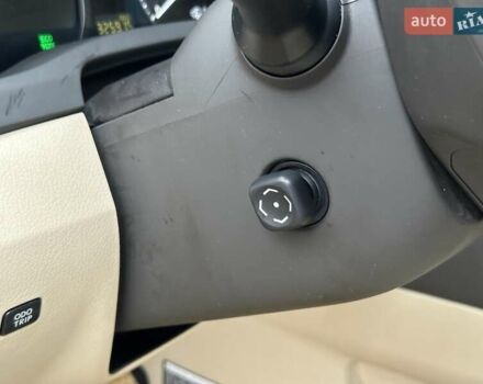 Чорний Лексус РХ, об'ємом двигуна 3.46 л та пробігом 326 тис. км за 15990 $, фото 24 на Automoto.ua