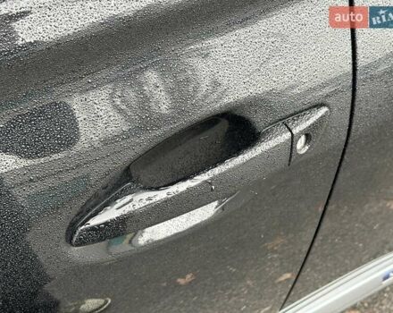 Чорний Лексус РХ, об'ємом двигуна 3.46 л та пробігом 326 тис. км за 15990 $, фото 16 на Automoto.ua