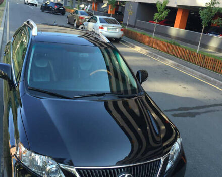 Черный Лексус РХ, объемом двигателя 3.5 л и пробегом 250 тыс. км за 17900 $, фото 1 на Automoto.ua