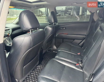 Черный Лексус РХ, объемом двигателя 3.46 л и пробегом 260 тыс. км за 15800 $, фото 13 на Automoto.ua