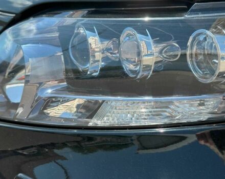 Черный Лексус РХ, объемом двигателя 0 л и пробегом 322 тыс. км за 14440 $, фото 6 на Automoto.ua