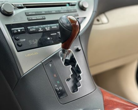 Черный Лексус РХ, объемом двигателя 3.5 л и пробегом 170 тыс. км за 16700 $, фото 15 на Automoto.ua