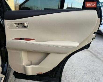 Чорний Лексус РХ, об'ємом двигуна 3.46 л та пробігом 273 тис. км за 16000 $, фото 27 на Automoto.ua