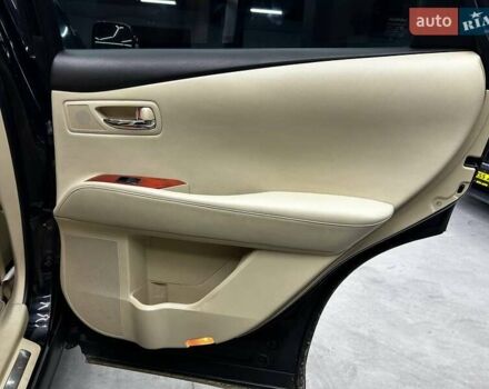 Черный Лексус РХ, объемом двигателя 3.46 л и пробегом 153 тыс. км за 21000 $, фото 12 на Automoto.ua