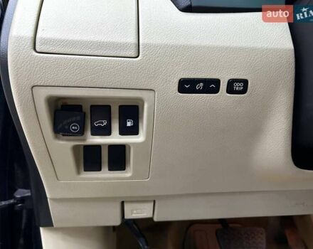 Черный Лексус РХ, объемом двигателя 3.46 л и пробегом 153 тыс. км за 21000 $, фото 8 на Automoto.ua