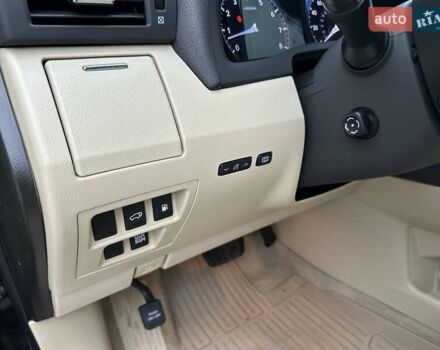 Черный Лексус РХ, объемом двигателя 3.46 л и пробегом 137 тыс. км за 21000 $, фото 28 на Automoto.ua