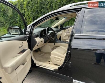 Черный Лексус РХ, объемом двигателя 3.5 л и пробегом 190 тыс. км за 23900 $, фото 2 на Automoto.ua