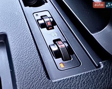 Черный Лексус РХ, объемом двигателя 2.7 л и пробегом 113 тыс. км за 19950 $, фото 42 на Automoto.ua