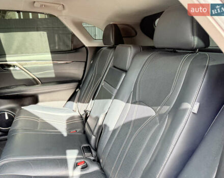 Чорний Лексус РХ, об'ємом двигуна 3.46 л та пробігом 195 тис. км за 25900 $, фото 20 на Automoto.ua