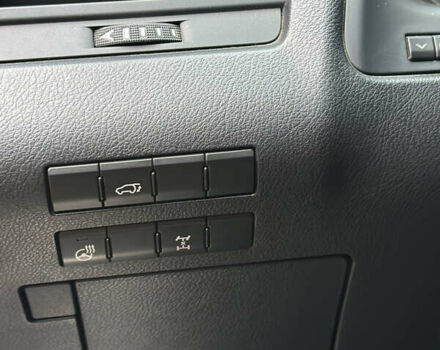 Черный Лексус РХ, объемом двигателя 2 л и пробегом 87 тыс. км за 35300 $, фото 16 на Automoto.ua