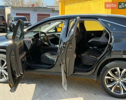 Черный Лексус РХ, объемом двигателя 2 л и пробегом 132 тыс. км за 32500 $, фото 16 на Automoto.ua