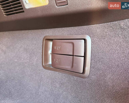 Чорний Лексус РХ, об'ємом двигуна 2 л та пробігом 90 тис. км за 31900 $, фото 62 на Automoto.ua