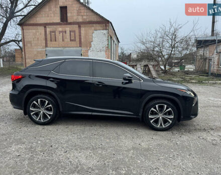 Черный Лексус РХ, объемом двигателя 2 л и пробегом 290 тыс. км за 26950 $, фото 1 на Automoto.ua