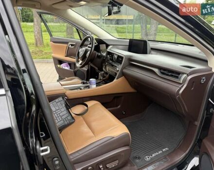 Лексус РХ 2016 в Львове на Automoto.ua Черный Лексус РХ, объемом двигателя 2 л и пробегом 85 тыс. км за 33700 $, фото 13 на Automoto.ua