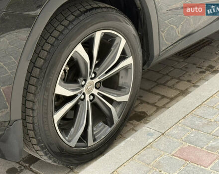 Черный Лексус РХ, объемом двигателя 2 л и пробегом 63 тыс. км за 34999 $, фото 17 на Automoto.ua