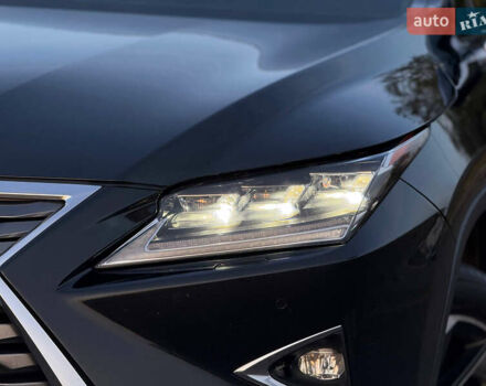 Черный Лексус РХ, объемом двигателя 2 л и пробегом 160 тыс. км за 27000 $, фото 4 на Automoto.ua