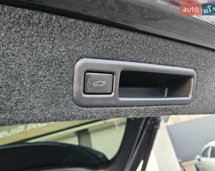 Чорний Лексус РХ, об'ємом двигуна 2 л та пробігом 108 тис. км за 31500 $, фото 28 на Automoto.ua