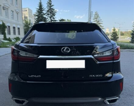 Чорний Лексус РХ, об'ємом двигуна 2 л та пробігом 110 тис. км за 37422 $, фото 1 на Automoto.ua