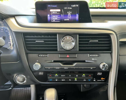 Черный Лексус РХ, объемом двигателя 2 л и пробегом 76 тыс. км за 32999 $, фото 14 на Automoto.ua