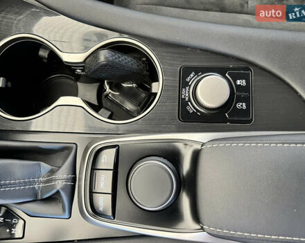 Черный Лексус РХ, объемом двигателя 2 л и пробегом 76 тыс. км за 32999 $, фото 15 на Automoto.ua