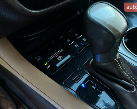 Чорний Лексус РХ, об'ємом двигуна 2 л та пробігом 104 тис. км за 38200 $, фото 15 на Automoto.ua