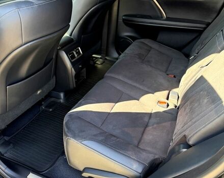 Черный Лексус РХ, объемом двигателя 2 л и пробегом 85 тыс. км за 32900 $, фото 6 на Automoto.ua