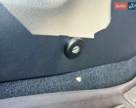 Черный Лексус РХ, объемом двигателя 2 л и пробегом 59 тыс. км за 42950 $, фото 83 на Automoto.ua