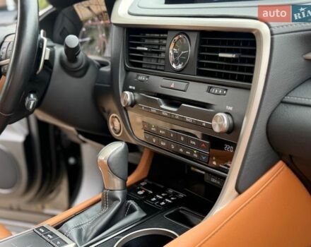 Черный Лексус РХ, объемом двигателя 2 л и пробегом 20 тыс. км за 44900 $, фото 28 на Automoto.ua