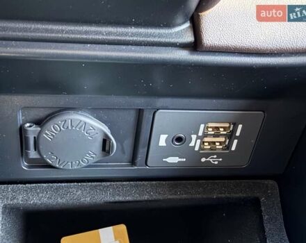 Черный Лексус РХ, объемом двигателя 2 л и пробегом 59 тыс. км за 42950 $, фото 100 на Automoto.ua