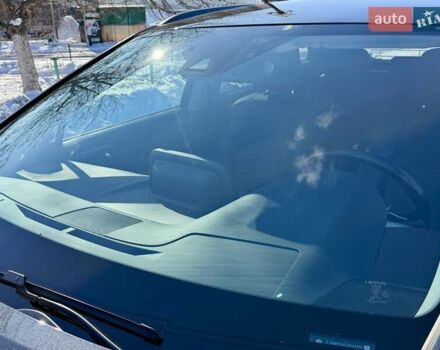 Черный Лексус РХ, объемом двигателя 2 л и пробегом 59 тыс. км за 42950 $, фото 39 на Automoto.ua