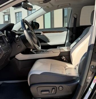 Черный Лексус РХ, объемом двигателя 3.5 л и пробегом 140 тыс. км за 47800 $, фото 11 на Automoto.ua