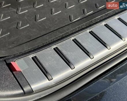 Черный Лексус РХ, объемом двигателя 2 л и пробегом 59 тыс. км за 42950 $, фото 67 на Automoto.ua