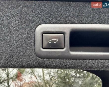 Черный Лексус РХ, объемом двигателя 2 л и пробегом 120 тыс. км за 34900 $, фото 19 на Automoto.ua