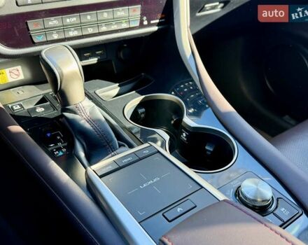 Черный Лексус РХ, объемом двигателя 2 л и пробегом 59 тыс. км за 42950 $, фото 96 на Automoto.ua