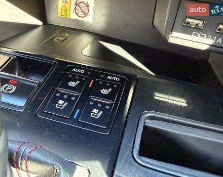 Черный Лексус РХ, объемом двигателя 2 л и пробегом 59 тыс. км за 42950 $, фото 94 на Automoto.ua