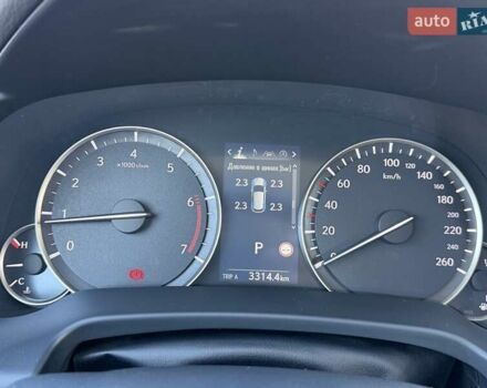 Черный Лексус РХ, объемом двигателя 2 л и пробегом 59 тыс. км за 42950 $, фото 102 на Automoto.ua