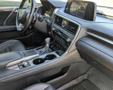 Лексус РХ 2020 в Ивано-Франковске на Automoto.ua Черный Лексус РХ, объемом двигателя 3.5 л и пробегом 31 тыс. км за 15200 $, фото 9 на Automoto.ua