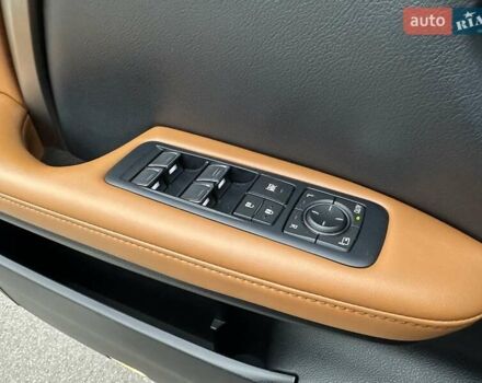 Черный Лексус РХ, объемом двигателя 3.46 л и пробегом 46 тыс. км за 55400 $, фото 34 на Automoto.ua