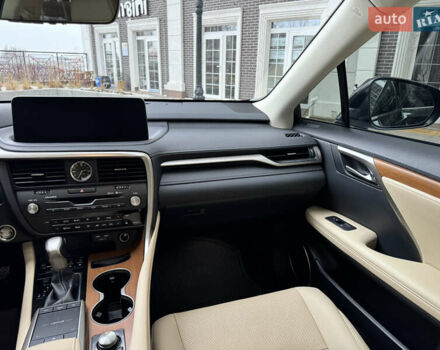 Чорний Лексус РХ, об'ємом двигуна 3.46 л та пробігом 35 тис. км за 49000 $, фото 24 на Automoto.ua