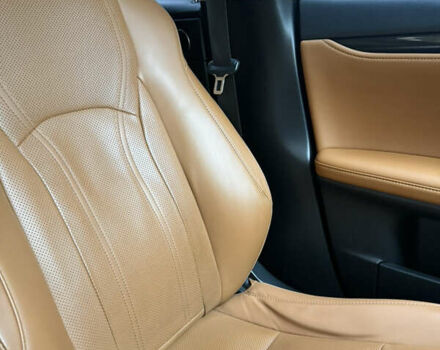 Черный Лексус РХ, объемом двигателя 3.46 л и пробегом 100 тыс. км за 52500 $, фото 2 на Automoto.ua