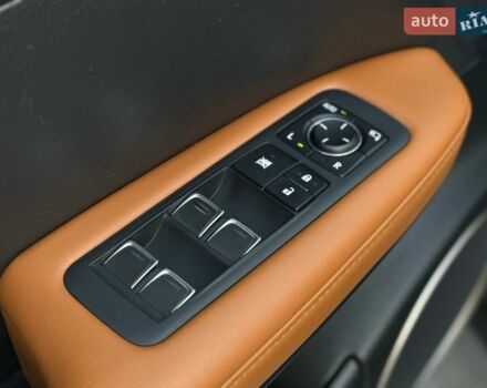 Черный Лексус РХ, объемом двигателя 3.46 л и пробегом 105 тыс. км за 43500 $, фото 32 на Automoto.ua