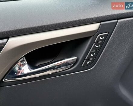 Черный Лексус РХ, объемом двигателя 3.46 л и пробегом 119 тыс. км за 45900 $, фото 17 на Automoto.ua