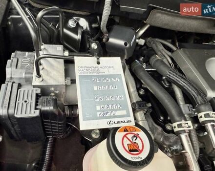 Черный Лексус РХ, объемом двигателя 2 л и пробегом 60 тыс. км за 46900 $, фото 50 на Automoto.ua