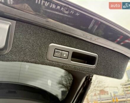 Черный Лексус РХ, объемом двигателя 2 л и пробегом 60 тыс. км за 46900 $, фото 47 на Automoto.ua