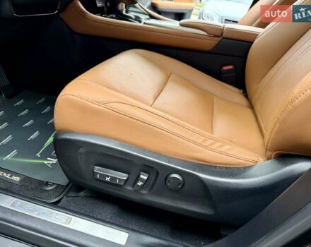 Черный Лексус РХ, объемом двигателя 2 л и пробегом 60 тыс. км за 46900 $, фото 28 на Automoto.ua