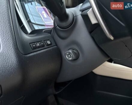 Черный Лексус РХ, объемом двигателя 2 л и пробегом 159 тыс. км за 38900 $, фото 31 на Automoto.ua