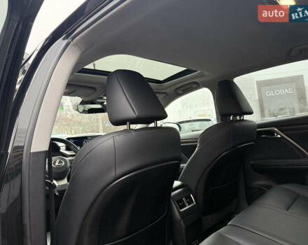Черный Лексус РХ, объемом двигателя 3.46 л и пробегом 61 тыс. км за 53900 $, фото 11 на Automoto.ua